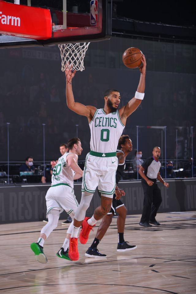 弗赖堡与不 弗赖堡与不