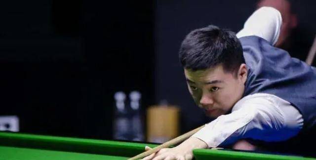 际大赛桂冠 际大赛桂冠