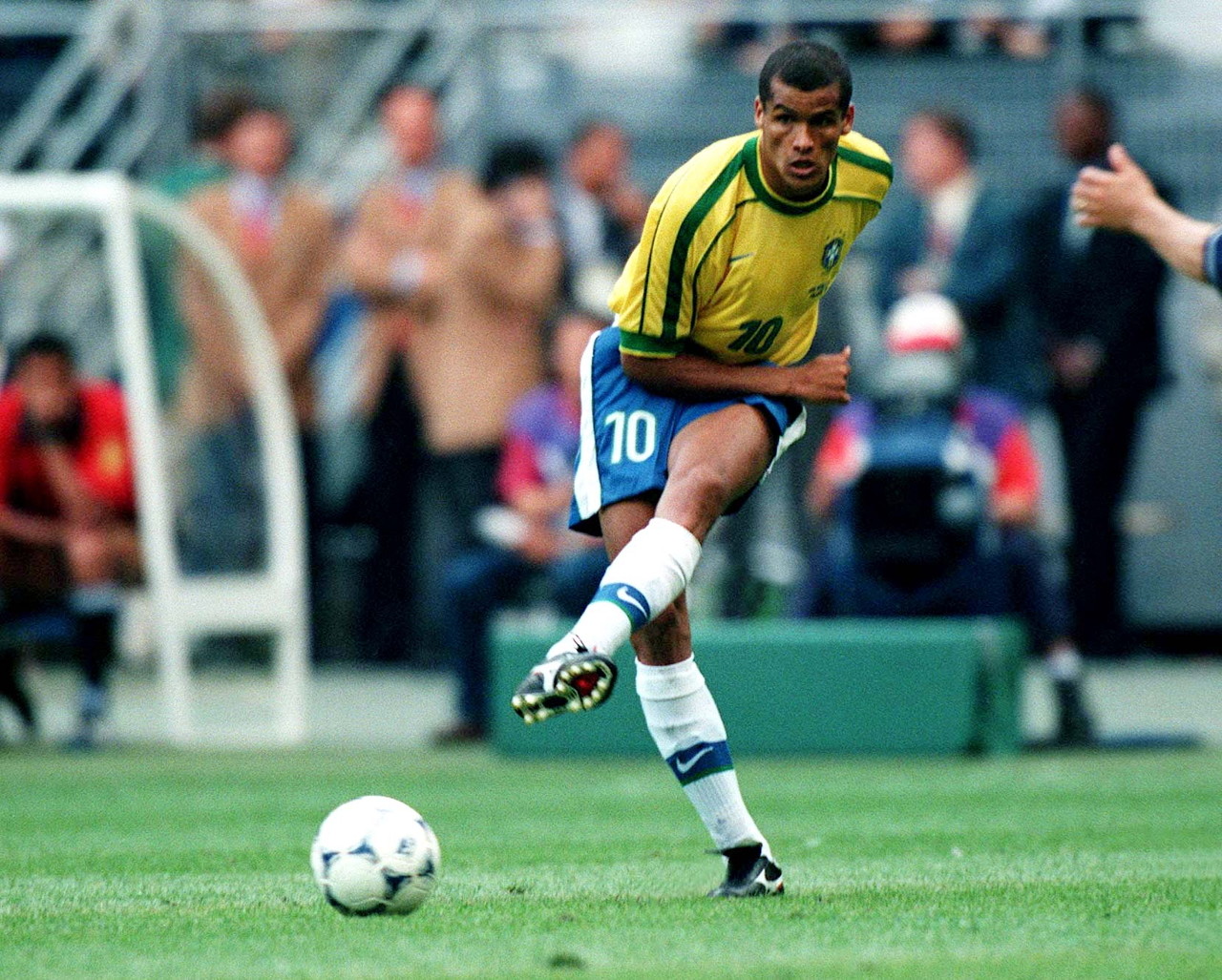 更在团队中 更在团队中